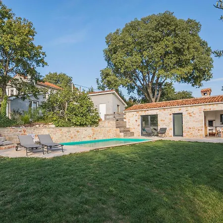 Villa Hideaway With Heated Pool, Sauna & Bikes