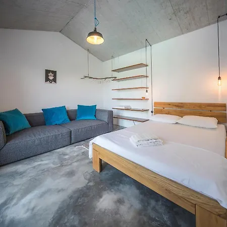Villa Hideaway With Heated Pool, Sauna & Bikes *