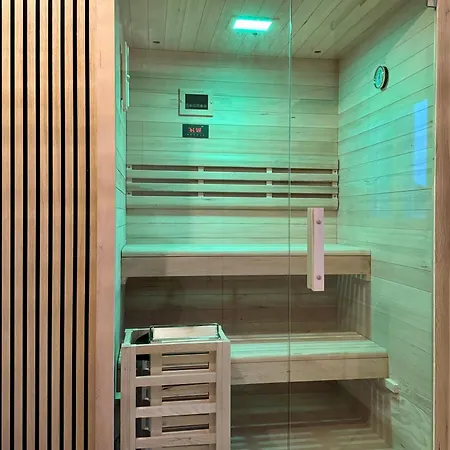 Hideaway With Heated Pool, Sauna & Bikes * Vizinada