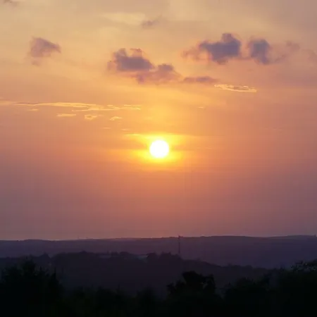 Vila Hideaway With Heated Pool, Sauna & Bikes *