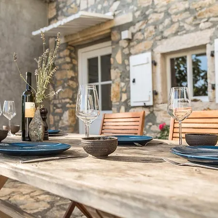 Villa Hideaway With Heated Pool, Sauna & Bikes Villa *