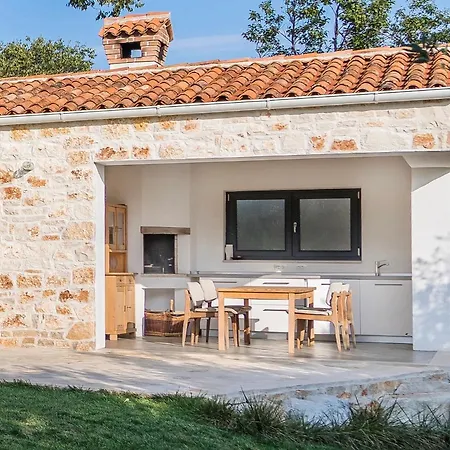 Villa Villa Hideaway With Heated Pool, Sauna & Bikes *