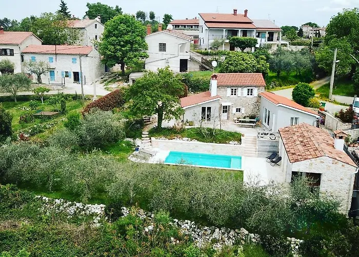 Villa Hideaway With Heated Pool, Sauna & Bikes