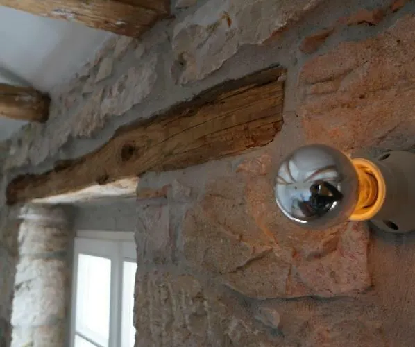 Hideaway With Heated Pool, Sauna & Bikes Villa Vizinada