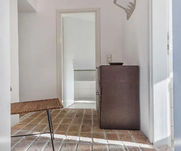 Hideaway With Heated Pool, Sauna & Bikes * Vizinada